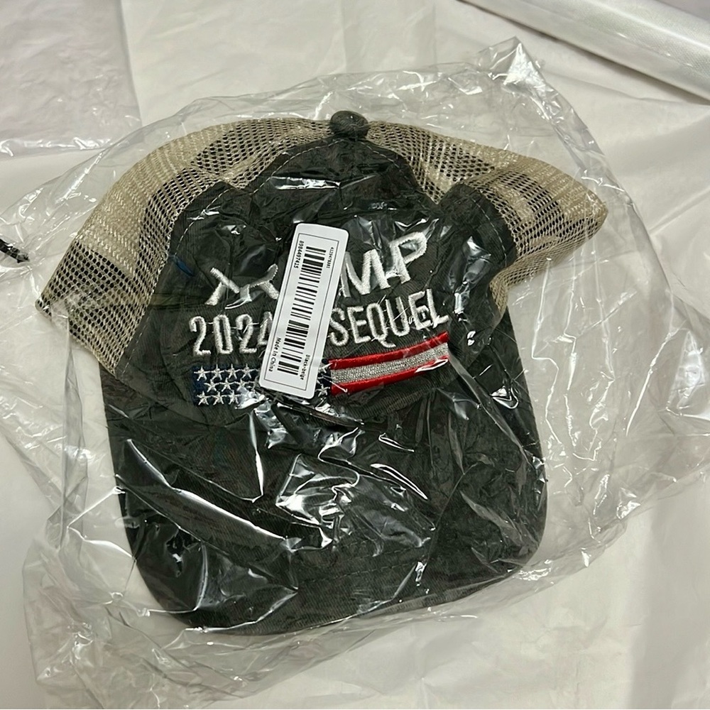 Trump hat - Picture 2 of 4